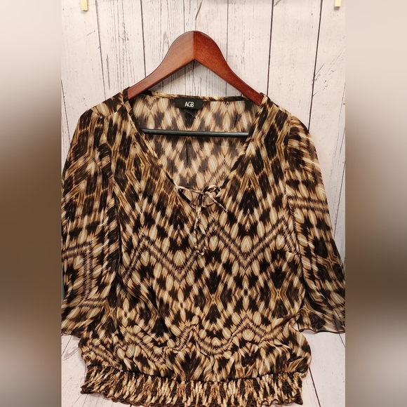 AGB Animal Print Peasant Blouse - Large - Picture 1 of 4